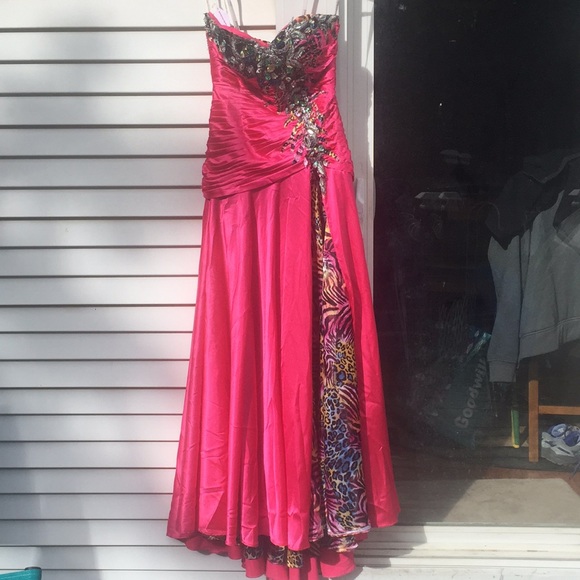 Ladies Tony Bowls Evening Wear Size 4 Pink Long. - Picture 2 of 6